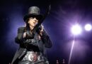 Il consiglio di Alice Cooper ai giovani: “Ascoltate i Beatles”